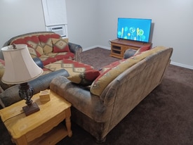 Building Photo - 4538 Fairpark Ave