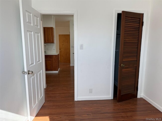 Building Photo - 46-12 25th Ave