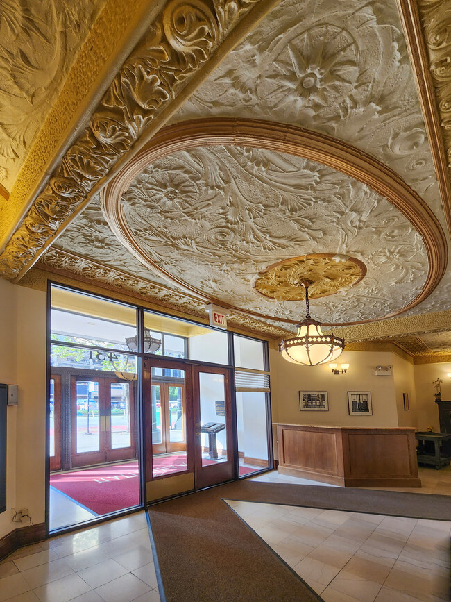 Building Photo - 431 S Dearborn St