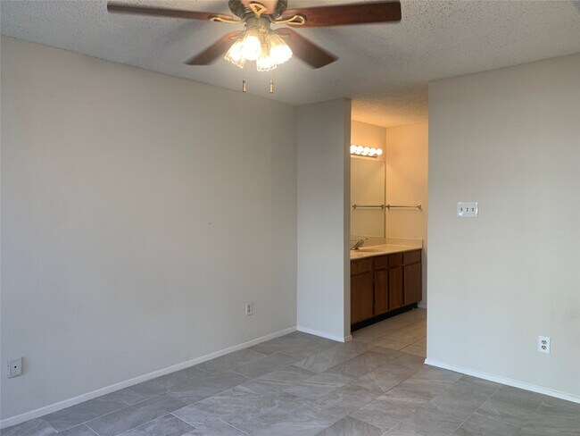 Building Photo - 2710 Grants Lake Blvd