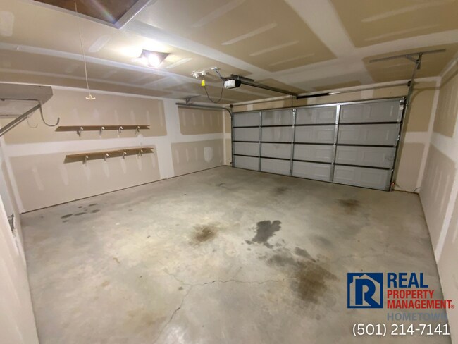 Building Photo - 41 Winter Vly Cv