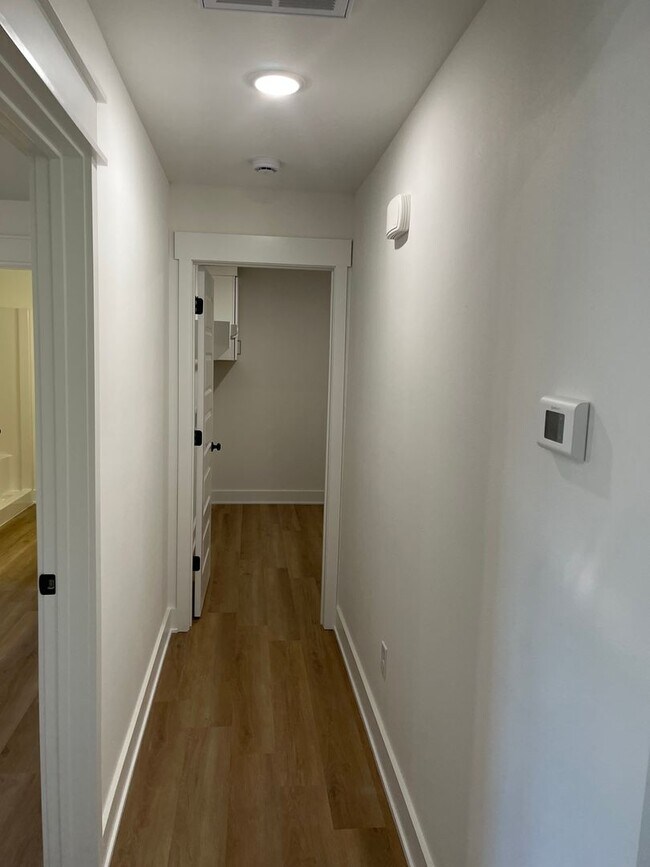 Building Photo - Your Dream Home Just Hit the Market – Don’t Miss Out!