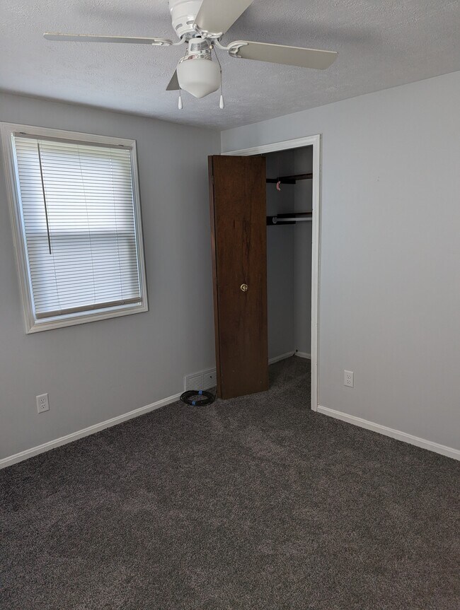 Building Photo - 3011 Dalton Pl SW