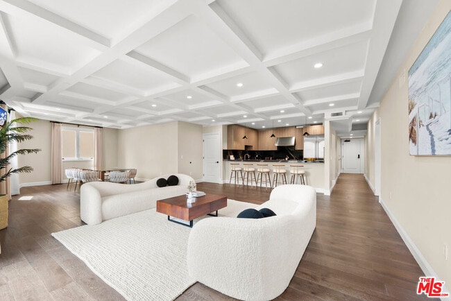 Building Photo - 1825 Pandora Ave