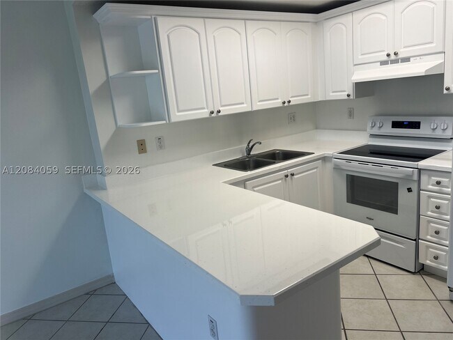 Building Photo - 3500 Coral Wy