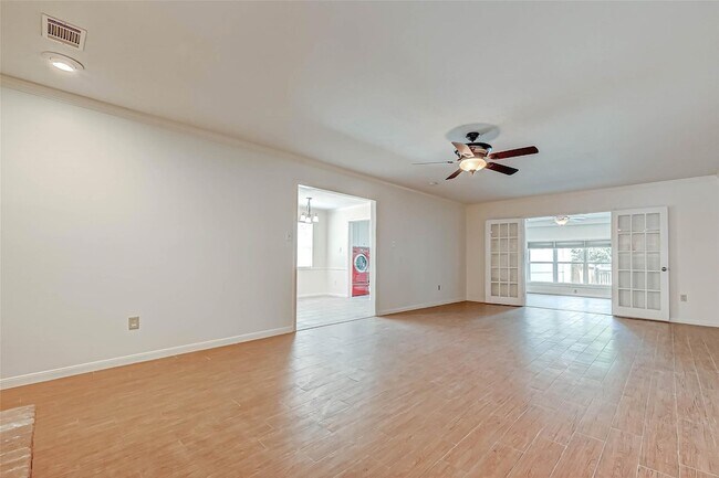 Building Photo - 5507 Enchanted Timbers Dr