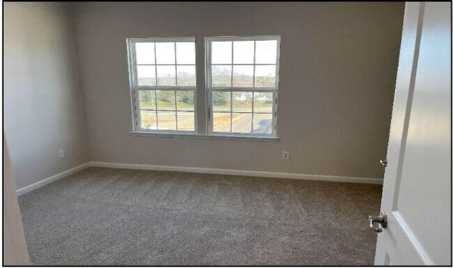 Building Photo - Brand new 3BR Townhome in Charlotte