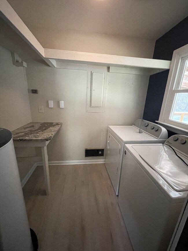 Building Photo - 25049 Ocean Gateway