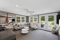 Building Photo - 14 Millstone Dr