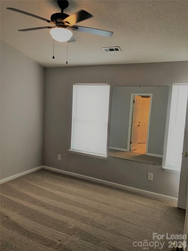 Building Photo - 109 Forester St