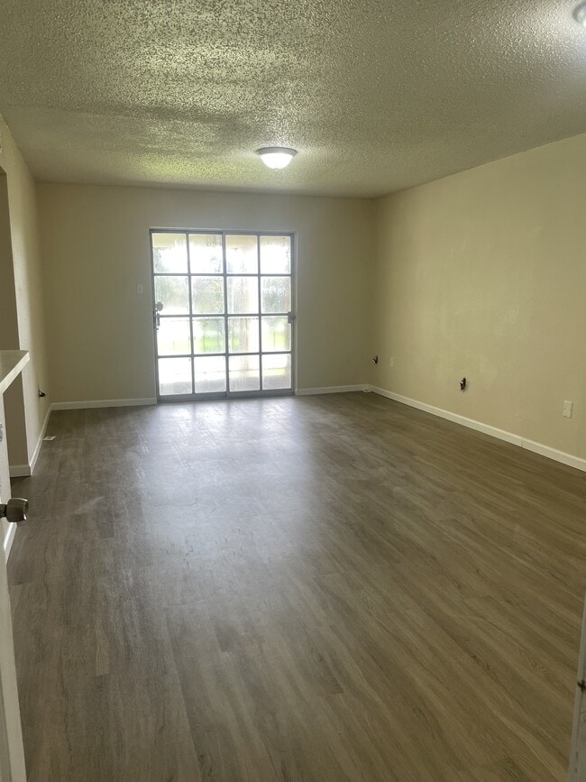 Building Photo - 675 Wooddale Blvd