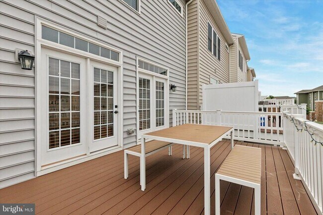 Building Photo - 409 Atwater Dr