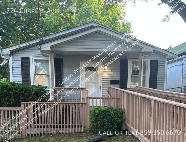 Primary Photo - 724 Charles Ave
