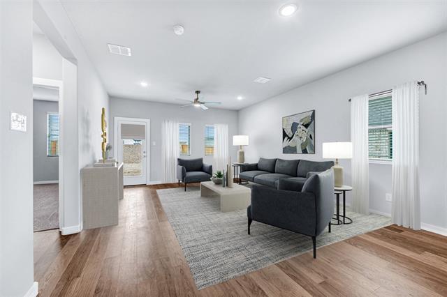 Building Photo - 508 Towerglen Dr