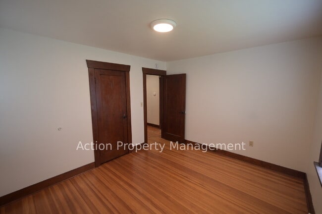 Building Photo - 2 bed, office, 2 bath, 1 car garage, in Sequim