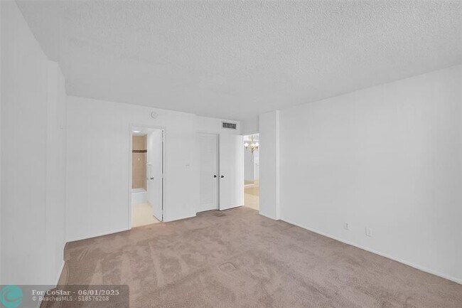 Building Photo - 777 S Federal Hwy