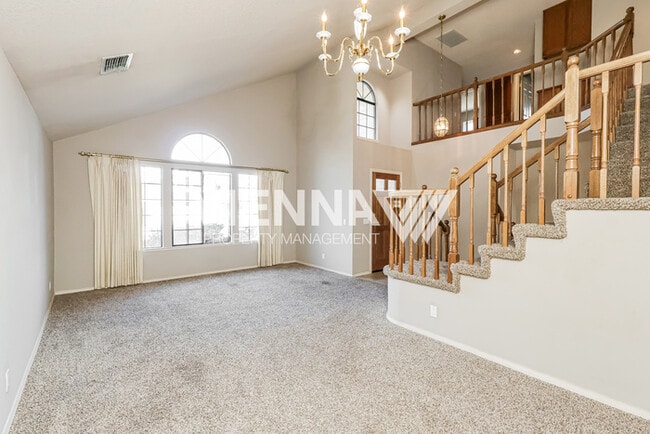 Building Photo - 441 N Lexington Dr