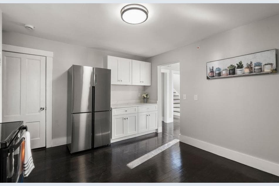 Building Photo - 41 Watch St