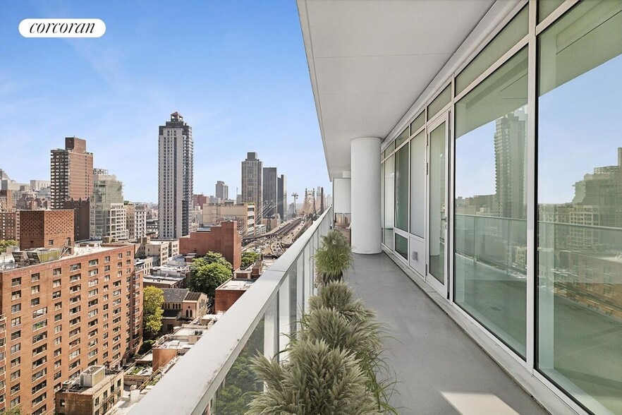 Building Photo - 200 E 59th St