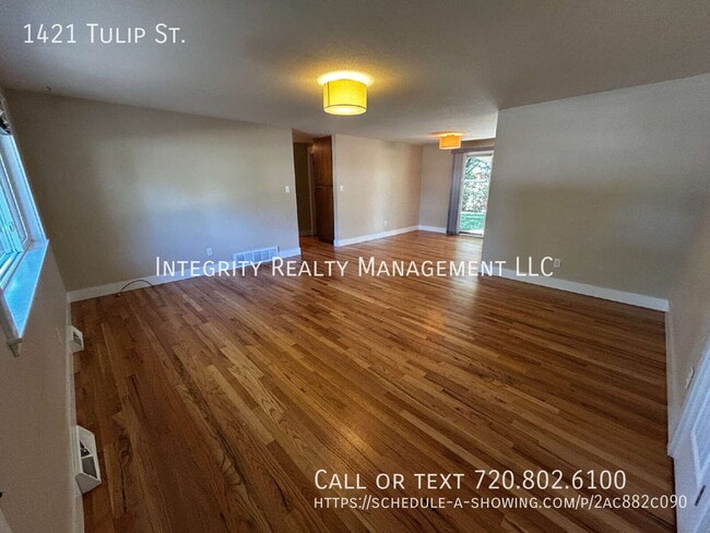 Building Photo - 1421 Tulip St