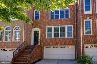 Building Photo - 9708 Whitley Park Pl