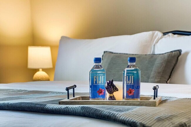 Building Photo - 4788 Holmes St