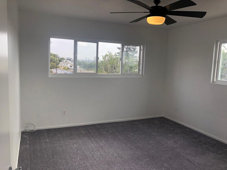 Building Photo - 744 Pier Ave