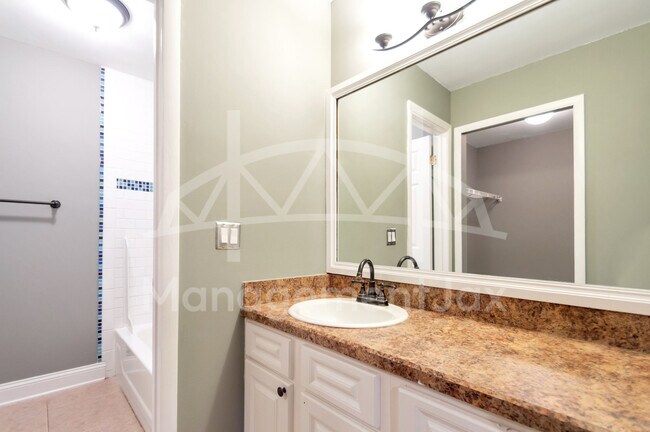 Building Photo - 5615 San Juan Ave
