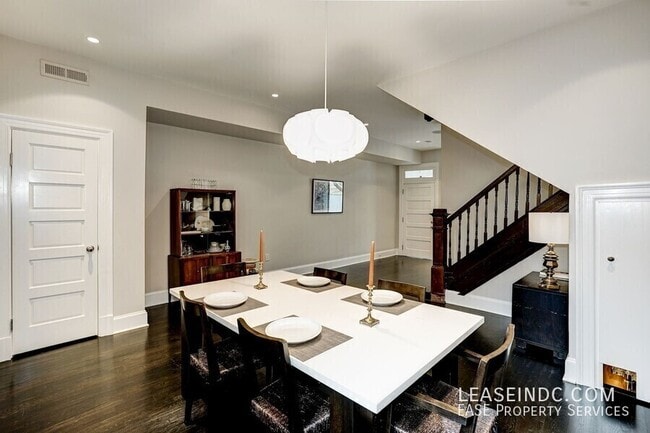 Building Photo - 1964 2nd St NW