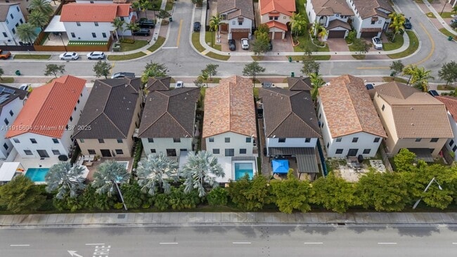 Building Photo - 8725 NW 102nd Ct