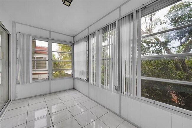 Building Photo - 2950 NW 46th Ave
