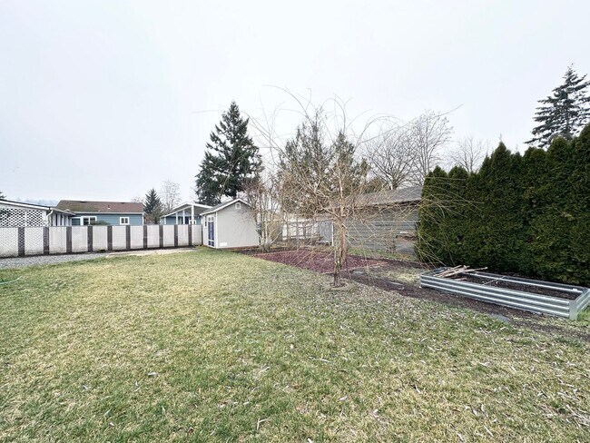 Building Photo - Single Family Home in SE Portland - Large ...