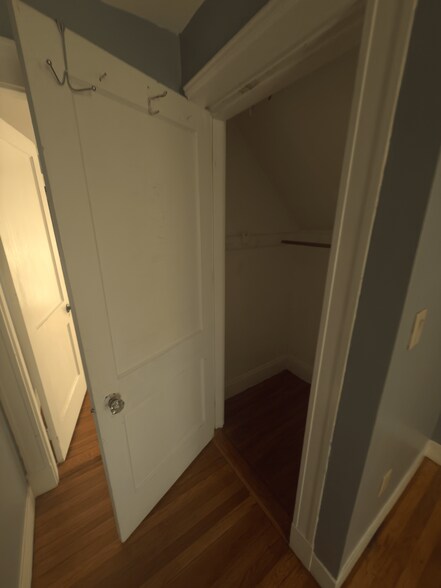 Closet - 40 Rockdale St