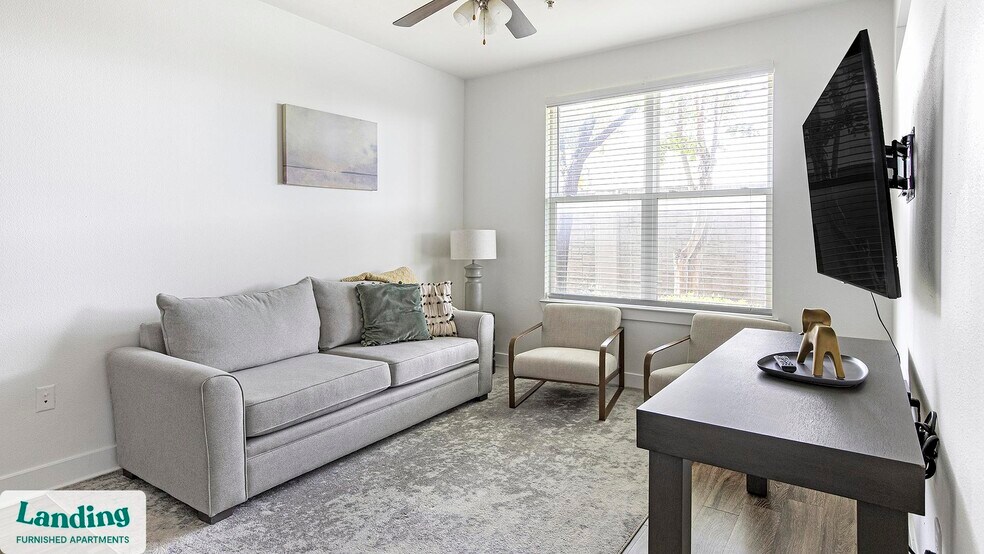 Building Photo - 7373 Valley View Ln