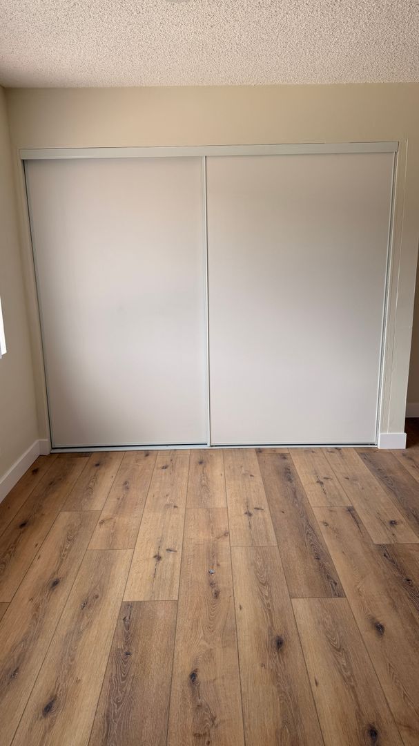 Interior Photo - 8608 Foothill Boulevard