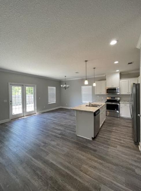 Building Photo - 424 Alcott Cir