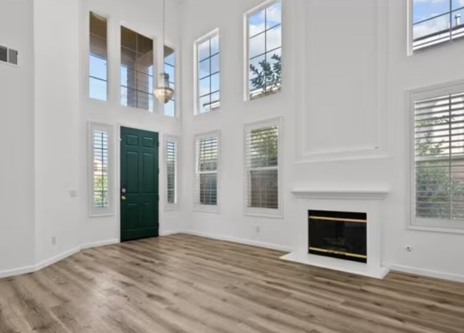 Building Photo - 23536 Summerglen Pl