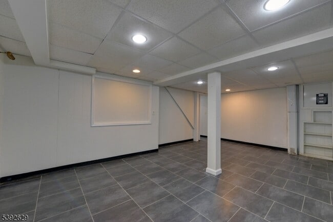 Building Photo - 29 Winifred Dr