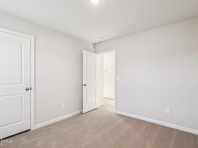 Building Photo - 924 Grand Mesa Dr