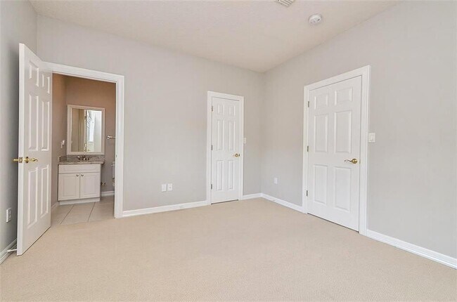 Building Photo - 5402 Gibson St