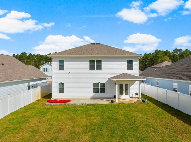 Building Photo - 115 Piper Cv