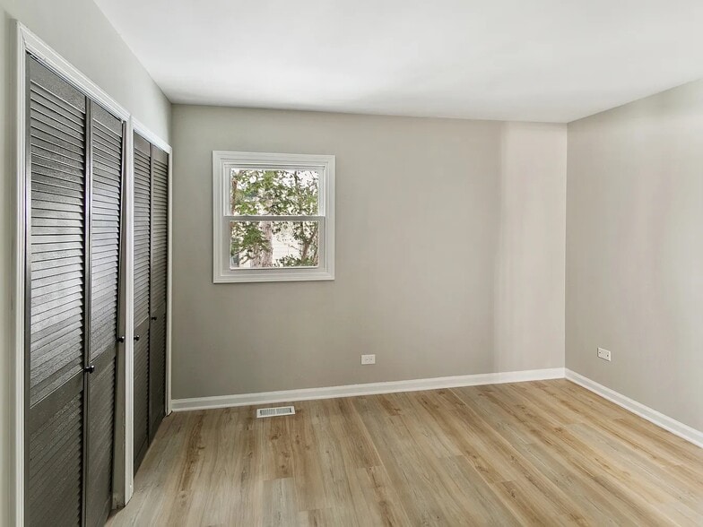 Building Photo - 574 Cochise Pl