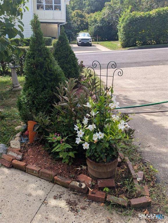 Building Photo - 22 Stillman Ave