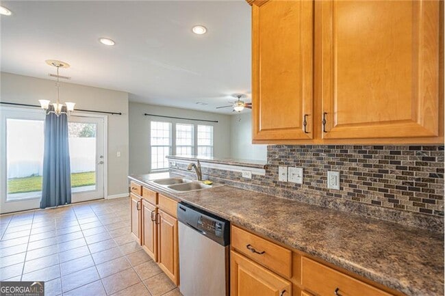 Building Photo - 25 Chey Hill Ln