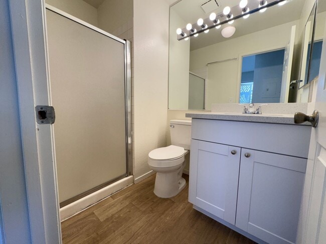 Building Photo - 6250 W Flamingo Rd