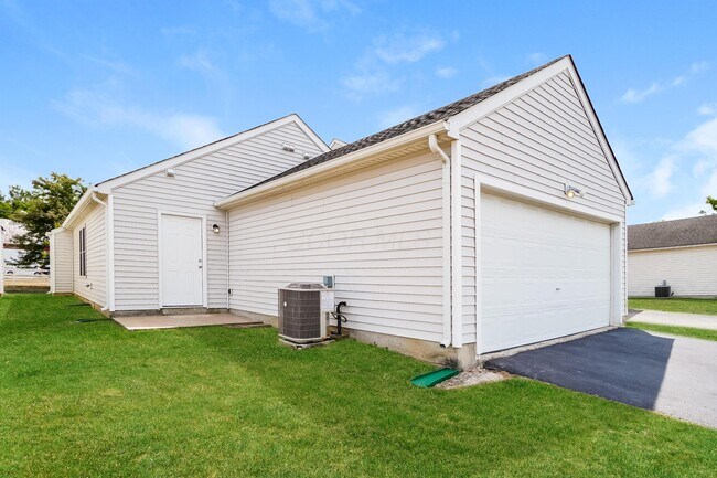 Building Photo - 5393 Blanchard Dr