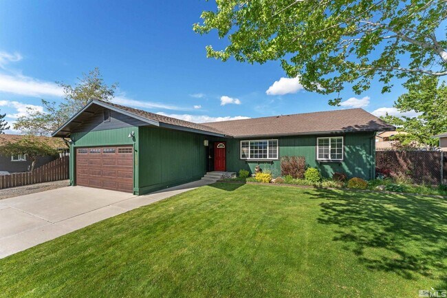 Building Photo - 1380 Patricia Dr