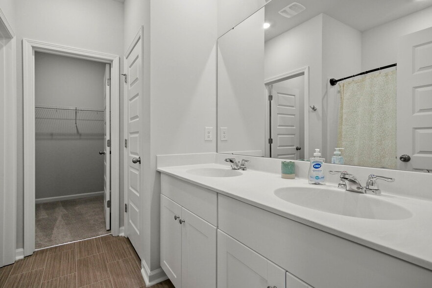 Building Photo - 508 Sea Sparrow St