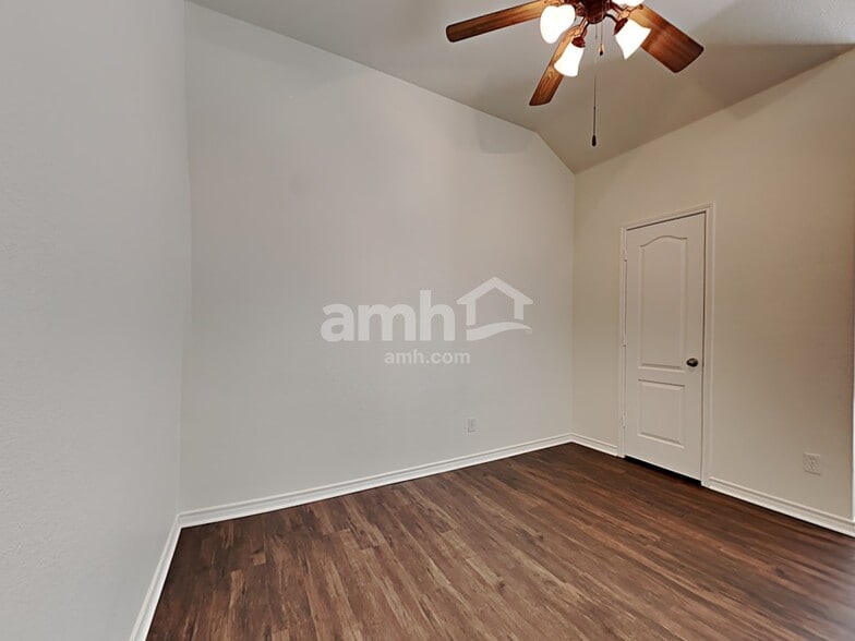 Building Photo - 3540 Desert Mesa Rd