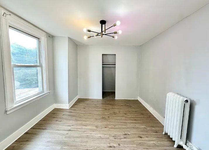 Building Photo - 117 4th Ave